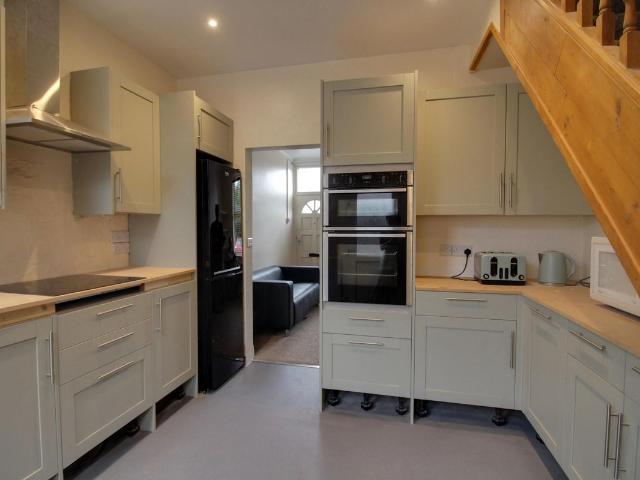 33 Yearsley Crescent, York YO31, 2 bed terraced house to rent, £1,500 pcm | PrimeLocation
