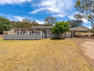 33 Acres of Pure Starlight: Your Private Domain of Absolute Escape