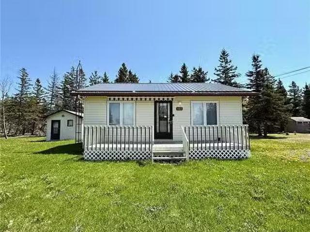 33 Allée Des Vacanciers, Pointe Canot, NB, E8T 5S1 house for.