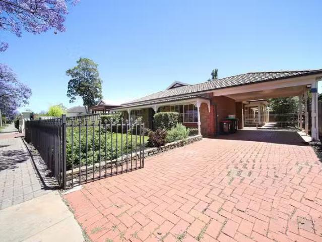 33 Allinga Ave, GLENSIDE, SA 5065 House for Rent