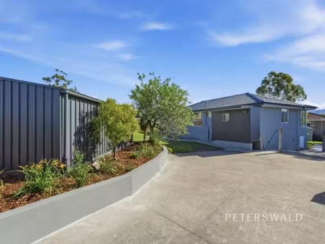 33 Annabelle St, Rokeby House for rent Listed by Alicia Gillo.
