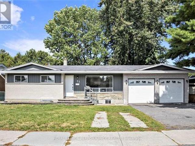 33 B Majestic Drive, Ottawa, ON, K2G 1C6 house for lease | Listing ID X13704 | Royal LePage