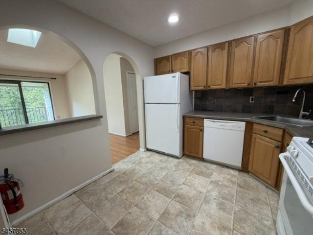 33 Baldwin Ct