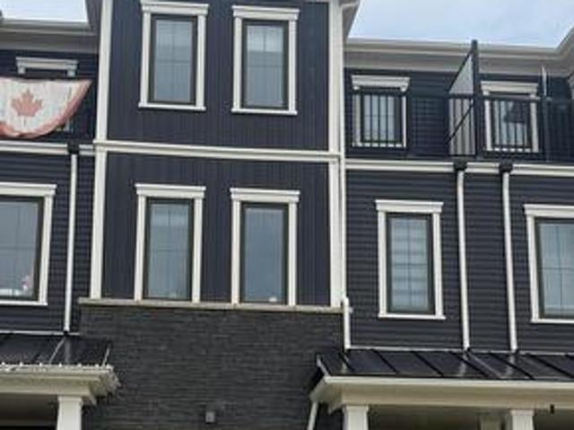 33 Baskett Street, Brantford, ON, N3T 0W4 house for lease | Listing ID X13497 | Royal LePage