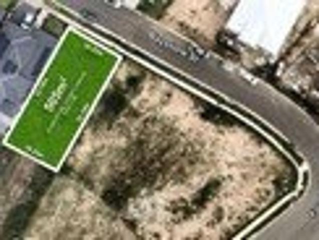 33 Baystone Street, GABLES 2765