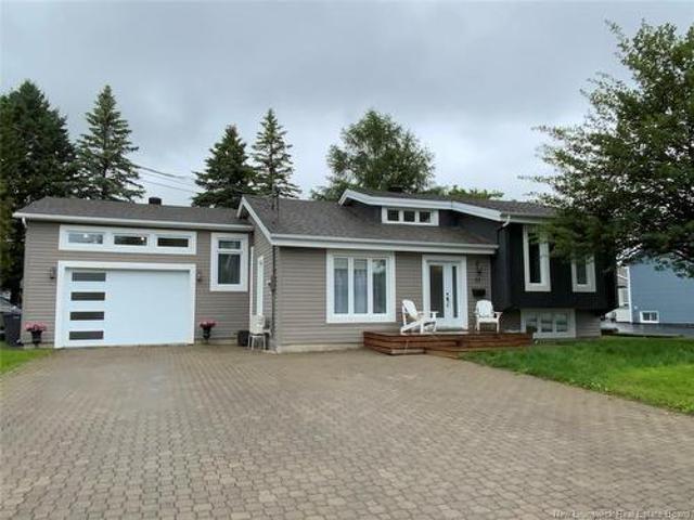 33 Bossé Ave, Edmundston, NB, E3V 3Z8 house for sale | Listing ID NB148120 | Royal LePage
