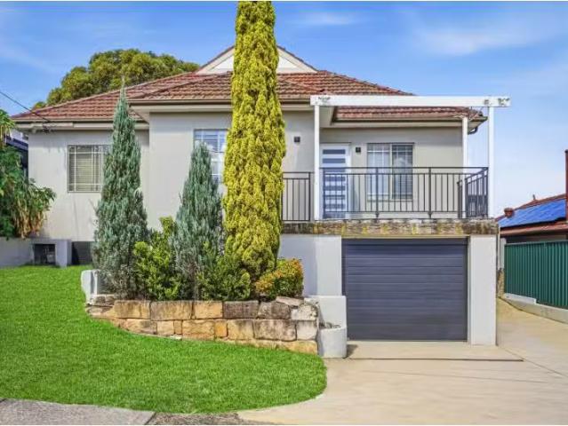 33 Bourke Street, North Parramatta House for rent Listed by A.