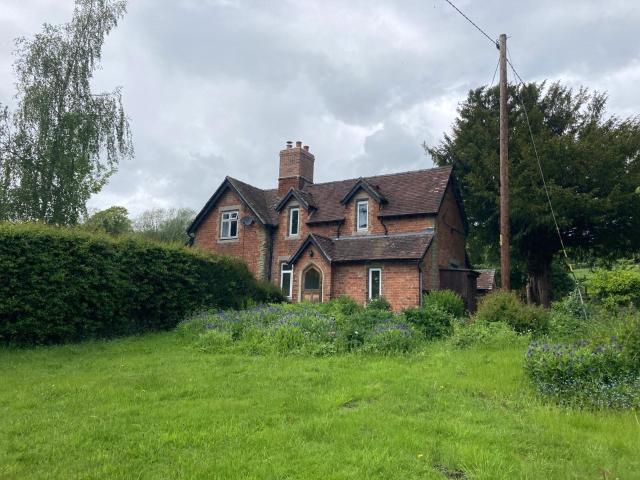 33 broadstone
