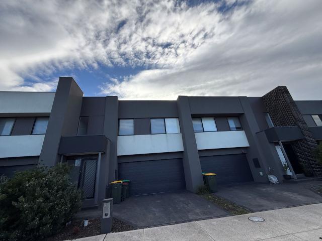 33 Brentham Crescent, Werribee