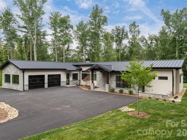 33 Busbee Road