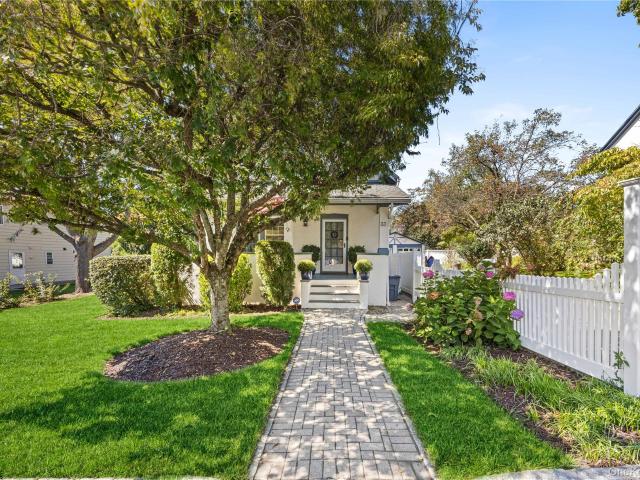 33 Cassilis Avenue
