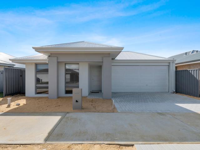 33 Caulfield Drive Baldivis, WA 6171