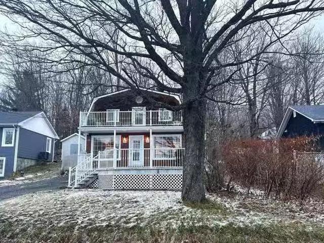 33 Ch. Larochelle, Saint Claude, QC, J1S 2L5 house for sale.