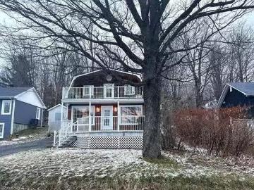 33 Ch. Larochelle, Saint Claude, QC, J1S 2L5 house for sale.