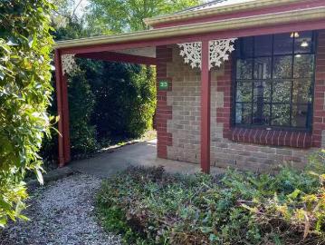 Nairne, South Australia - Garden, Lift