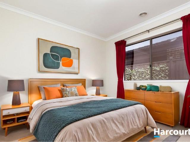 33 Denton Drive, OFFICER, VIC 3809