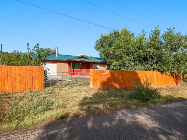 33 Derek Road