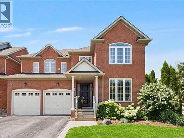 33 Dewsbury Way, Stoney Creek, ON, L8E 6C2 house for sale | Listing ID 40852 | Royal LePage