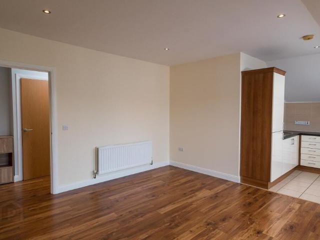 33 Drumadoon Square, Dundonald, Belfast, BT16 2QN