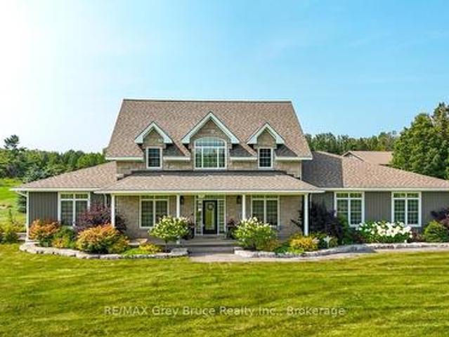 33 Dunks Bay Road, Northern Bruce Peninsula, ON, N0H 2R0 house for sale | Listing ID X12845 | Royal LePage