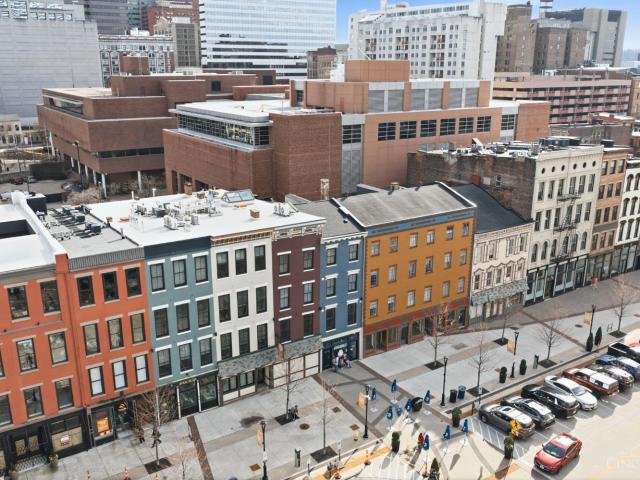33 E Court Street