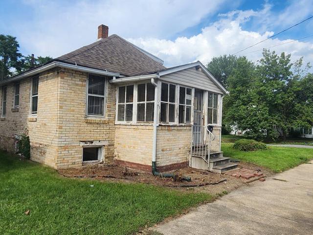33 E Pine Street