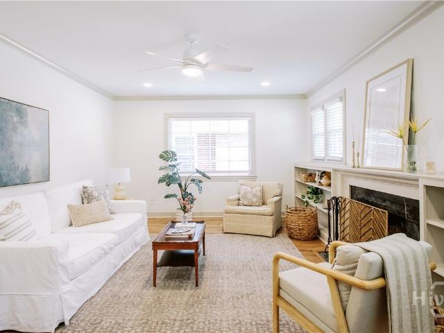 33 E 63rd Street