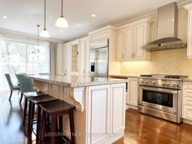 33 Earnshaw Drive, Markham, ON, L6C 0E4 house for sale | Listing ID N13750 | Royal LePage