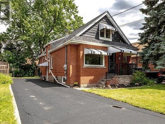 33 East 34Th Street, Hamilton, ON, L8V 3W2 house for sale | Listing ID 40855 | Royal LePage