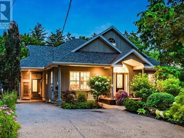 33 Edgehill Drive, Guelph Exhibition Park, ON, N1H 5E3 Luxury House for sale | Listing ID X13619 | Royal LePage Carriage Trade Luxury Properties