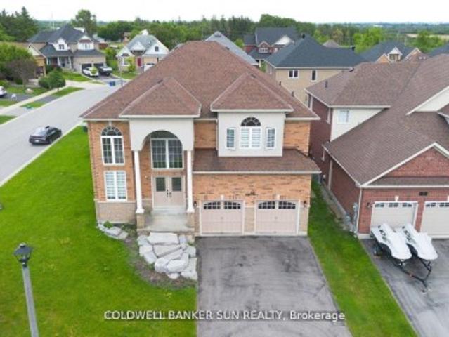 33 Ellis Crescent, Kawartha Lakes, ON, K9V 0A5 house for sale | Listing ID X13727 | Royal LePage
