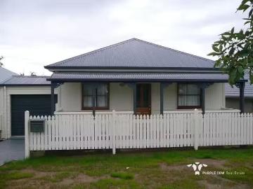33 Emerald Crescent, Springfield, QLD 4300
