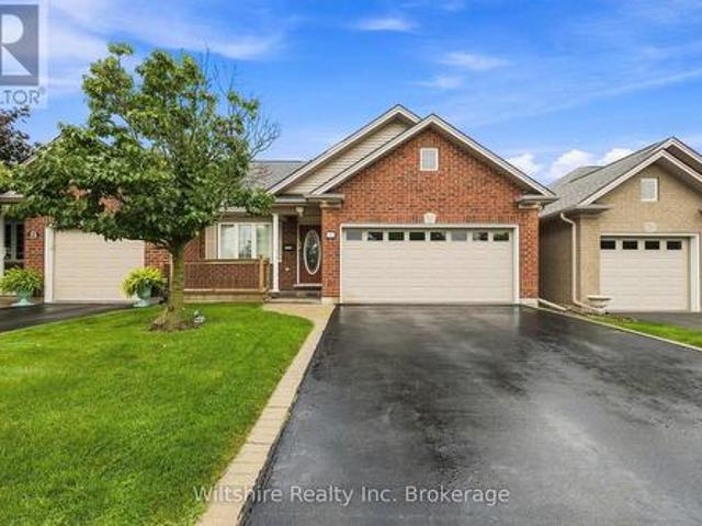 33 Fairs Crescent, Tillsonburg, ON, N4G 5W2 house for sale | Listing ID X13732 | Royal LePage