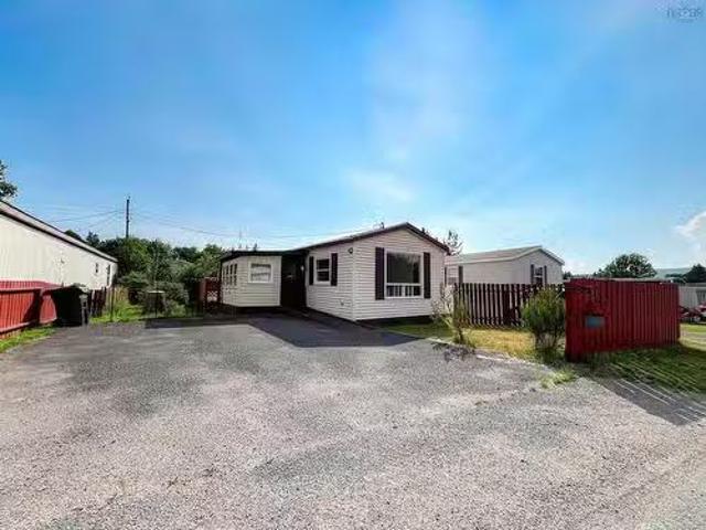 33 First Street, Howie Centre, NS, B1L 1C9 house for sale L.