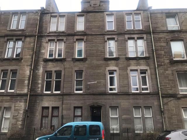 33 G/2 Park Avenue, 1 bed flat to rent £525 pcm £121 pw