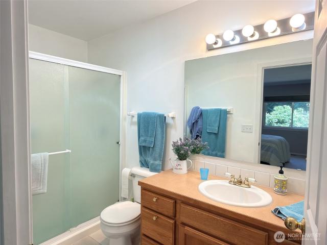 33 Goldfinch Ln, Port Ludlow, WA 98365 | MLS #2505