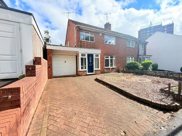 33 Grange Road, Dudley DY1, 3 bed semi detached house to rent, £1,295 pcm | PrimeLocation
