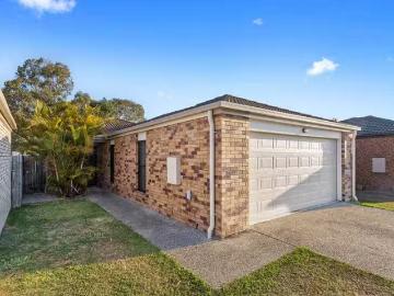 33 Greene Street, Rothwell, QLD 4022
