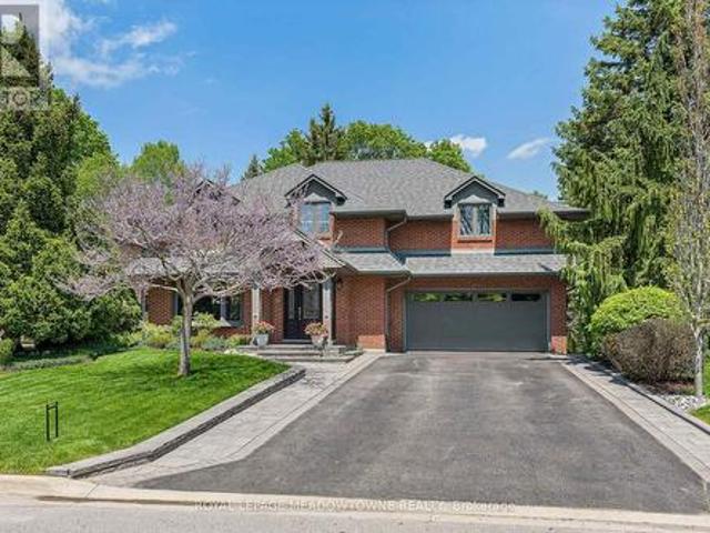 33 Heslop Court, Halton Hills, ON, L7G 4Z8 house for sale | Listing ID W13596 | Royal LePage