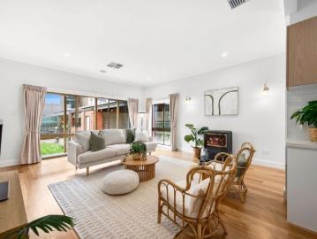 33 Holden Avenue, Rippleside