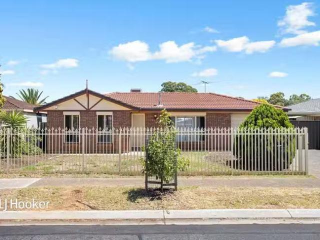 33 Jessie Road, Paralowie, SA 5108
