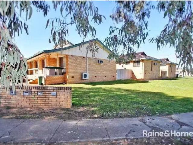 3/3 Joyes Place, TOLLAND House for rent Listed by Kara Willia.