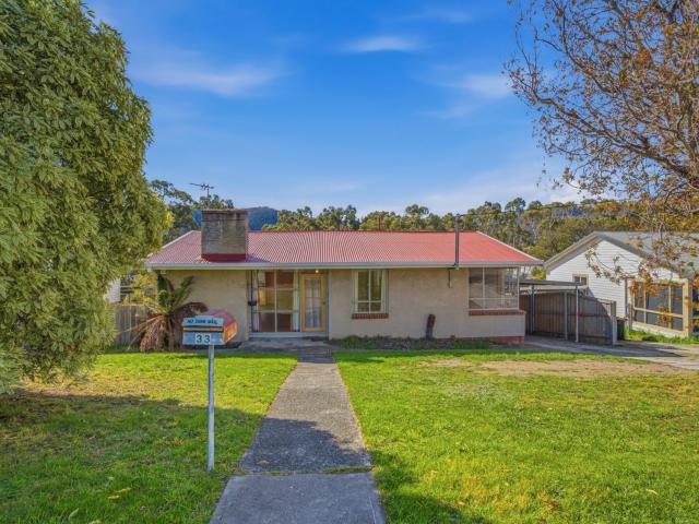33 kerria road, risdon vale