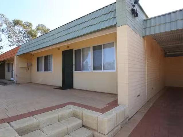 33 Larkin Street, Kambalda East, WA 6442