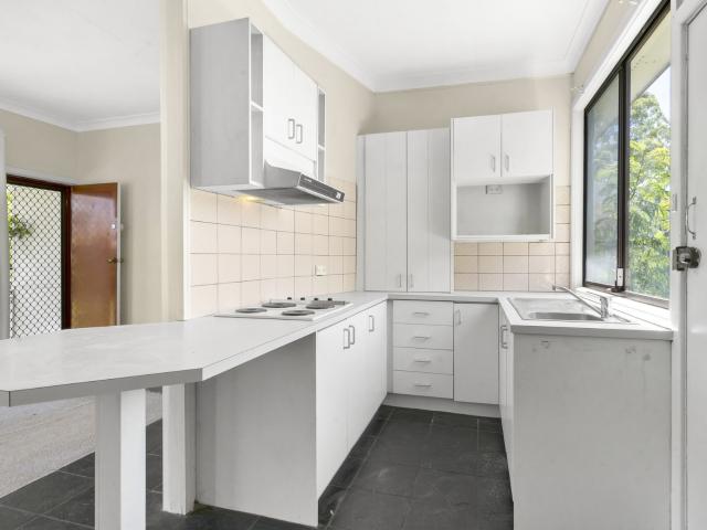33 Leslie Street, Blacktown