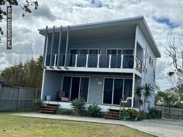 33 Lewis Street, Old Bar NSW