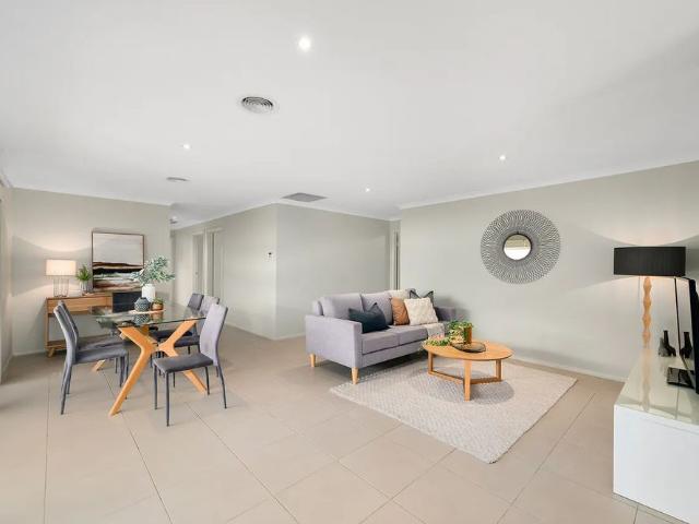 33 Liz O'neill Street, Casey ACT 2913 House For Rent | Domain