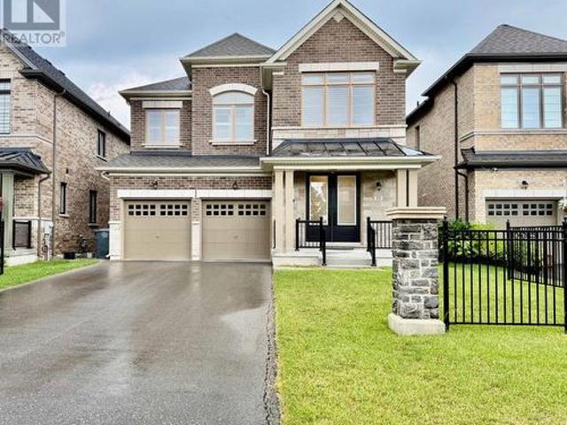 33 Lost Canyon Way, Brampton, ON, L6X 3A6 house for sale | Listing ID W13653 | Royal LePage