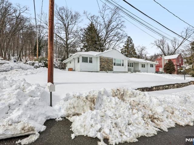 33 Lotz Street