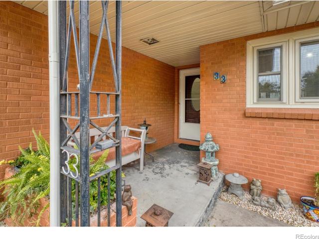 33 McDonald Avenue